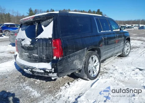 2017 Chevrolet Suburban Premier z USA, uszkodzony, nr VIN 1GNSKJKC8HR121163
